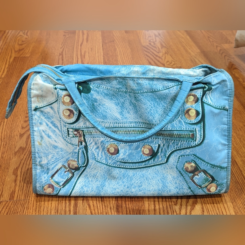 Cool unique faux denim printed shoulder bag w/ gold zipper. 10" H x 14"W x 6" D